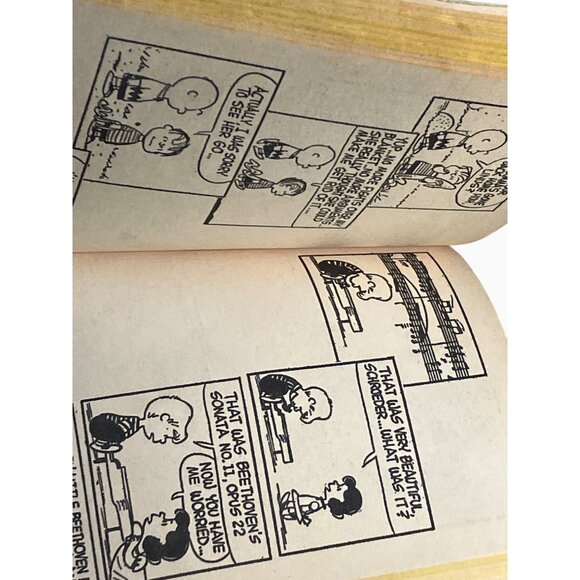 Slide Charlie Brown! Slide! By Charles M. Schulz Vintage Paperback Vol. II - Picture 14 of 16